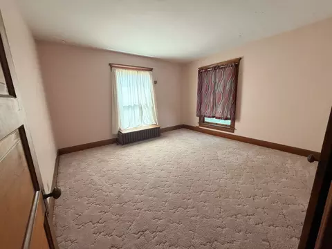 Bedroom - 300 W Main St, Morrison, IL 61270 photo 6 of 6
