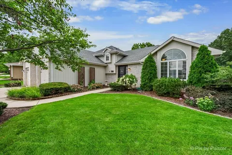 708 Ravinia Dr, Shorewood, IL 60404