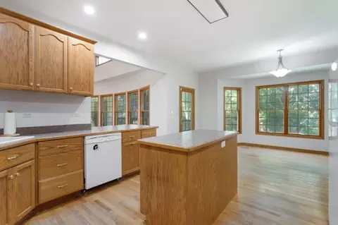 Other - 945 Kingston St, Wheaton, IL 60187 photo 2 of 6