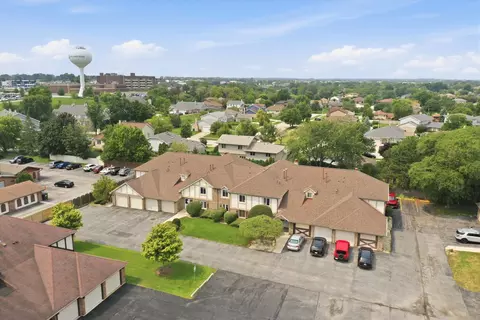 15724 Orlan Brook Dr #189, Orland Park, IL 60462