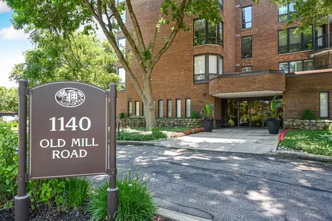 1140 Old Mill Rd #308F, Hinsdale, IL 60521