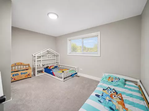 Bedroom - 5436 S 73rd Ct, Summit, IL 60501 photo 3 of 4