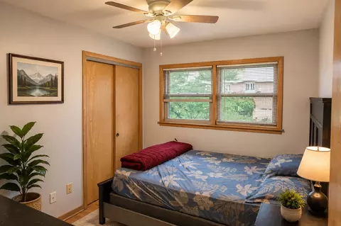 Bedroom - 2201 Pine St, Des Plaines, IL 60018 photo 3 of 3