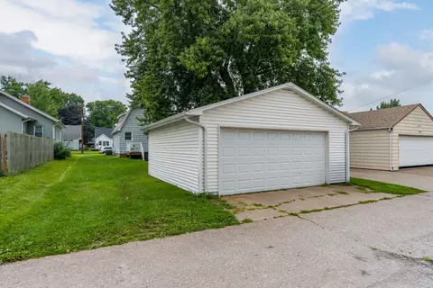 Other - 1920 32nd St, Moline, IL 61265 photo 4 of 4