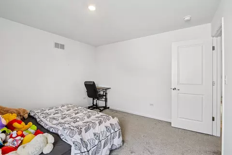 Bedroom - 16117 S Longcommon Ln, Plainfield, IL 60586 photo 5 of 5