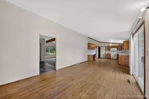 Living - 18817 W Union Rd, Union, IL 60180 photo 6 of 6