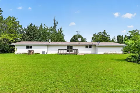 Exterior - 18817 W Union Rd, Union, IL 60180 photo 3 of 4