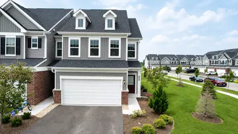 659 Switchgrass Way #67002, Bolingbrook, IL 60490