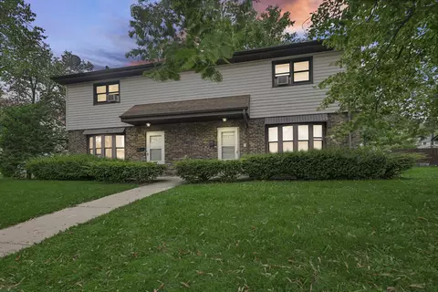 Exterior - 562-564 3rd St, Crete, IL 60417 photo 2 of 7
