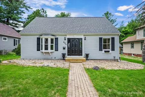 604 Rome Ave, Rockford, IL 61107