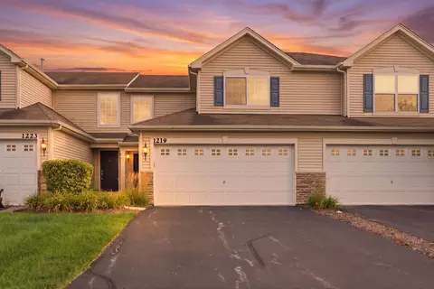 1219 Da Vinci Dr, Hampshire, IL 60140