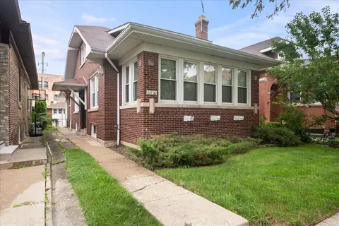 6520 N Fairfield Ave, Chicago, IL 60645