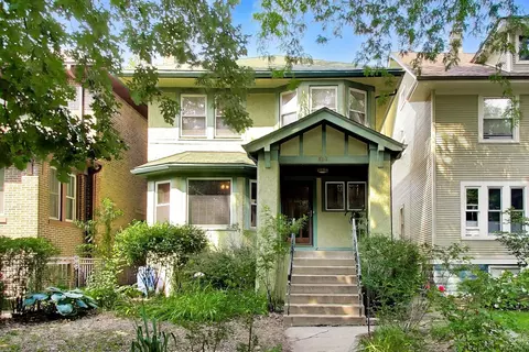 6616 N Bosworth Ave, Chicago, IL 60626