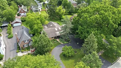 View/Area - 567 Happ Rd, Northfield, IL 60093 photo 1 of 5