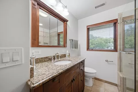 Bath - 567 Happ Rd, Northfield, IL 60093 photo 1 of 4