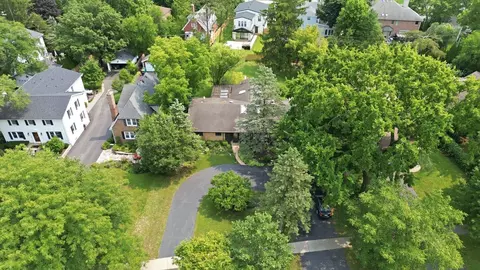 View/Area - 567 Happ Rd, Northfield, IL 60093 photo 2 of 5