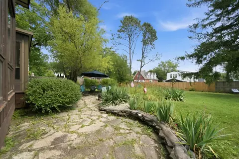 Exterior - 567 Happ Rd, Northfield, IL 60093 photo 7 of 7