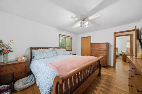 Bedroom - 567 Happ Rd, Northfield, IL 60093 photo 2 of 5