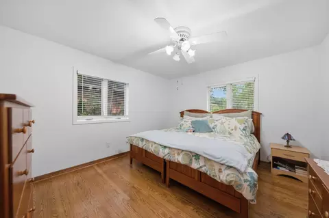 Bedroom - 567 Happ Rd, Northfield, IL 60093 photo 3 of 5
