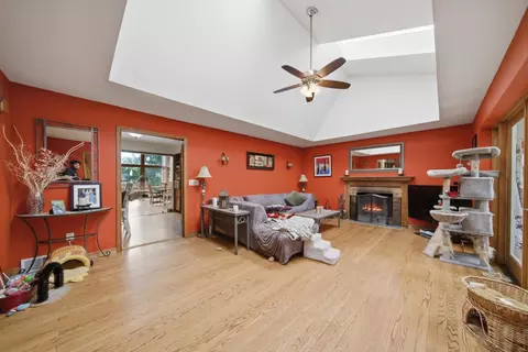 Living - 567 Happ Rd, Northfield, IL 60093 photo 1 of 2