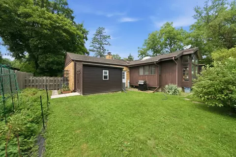 Exterior - 567 Happ Rd, Northfield, IL 60093 photo 5 of 7