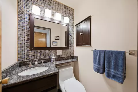 Bath - 567 Happ Rd, Northfield, IL 60093 photo 2 of 4
