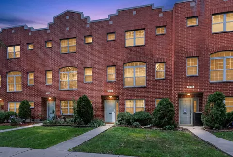 7002 W Belden Ave, Chicago, IL 60707