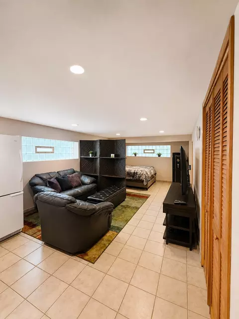 Living - 116 N May St, Addison, IL 60101 photo 3 of 3