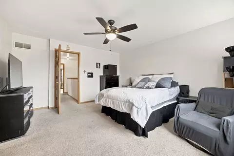 Bedroom - 5712 Arbor Falls Ct, Plainfield, IL 60586 photo 2 of 5