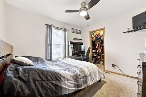 Bedroom - 5712 Arbor Falls Ct, Plainfield, IL 60586 photo 4 of 5