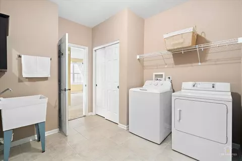 Other - 3051 Bridgeham St, Elgin, IL 60124 photo 3 of 11
