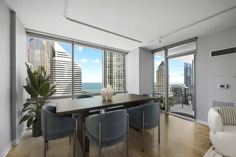 Dining - 8 E Randolph St #3202, Chicago, IL 60601 photo 1 of 2