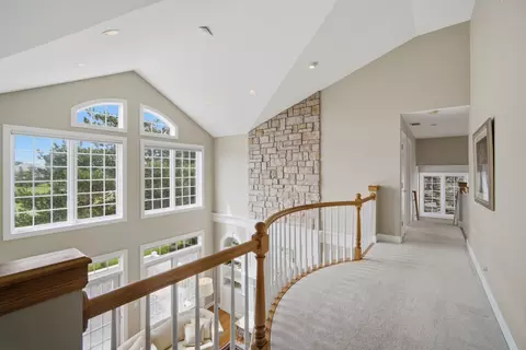Entry Way - 7 Dunhill Ln, North Barrington, IL 60010 photo 2 of 2