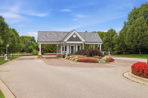 View/Area - 7 Dunhill Ln, North Barrington, IL 60010 photo 2 of 3