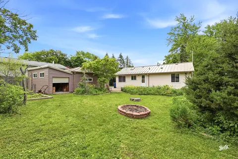 Exterior - 1508 Poplar St, Mchenry, IL 60051 photo 8 of 12