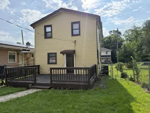 526 Gardner St, Joliet, IL 60433
