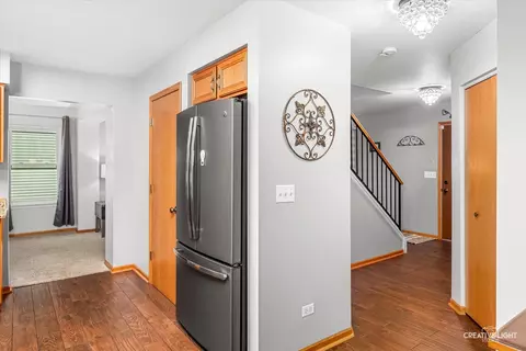 Entry Way - 2704 Crested Butte Trl, Plainfield, IL 60586 photo 1 of 2