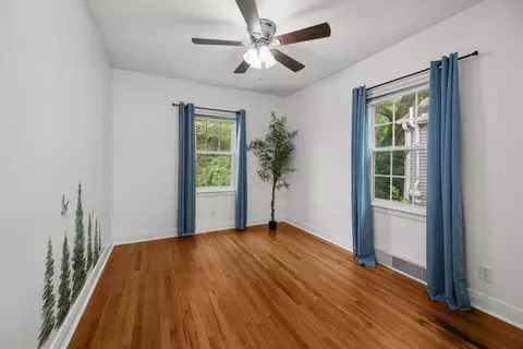Bedroom - 2324 15th Ave, Moline, IL 61265 photo 1 of 8