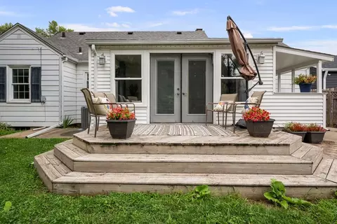 Exterior - 2324 15th Ave, Moline, IL 61265 photo 9 of 10