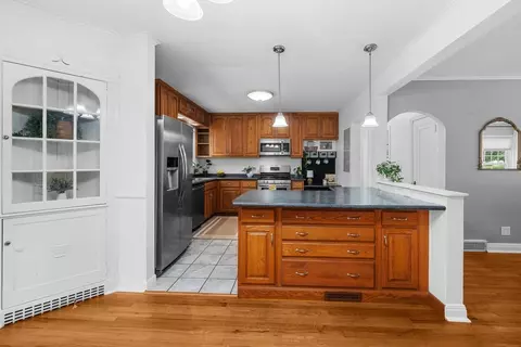 Kitchen - 2324 15th Ave, Moline, IL 61265 photo 2 of 7