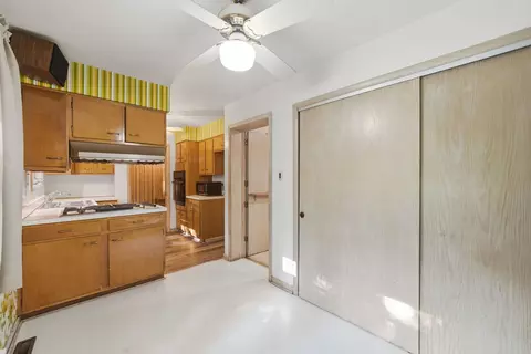 Kitchen - 14545 Laporte Ave, Midlothian, IL 60445 photo 1 of 5