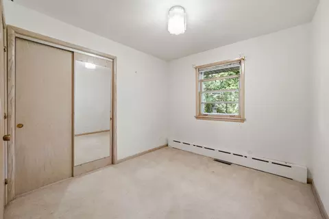 Bedroom - 14545 Laporte Ave, Midlothian, IL 60445 photo 1 of 6