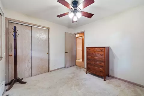 Bedroom - 14545 Laporte Ave, Midlothian, IL 60445 photo 6 of 6