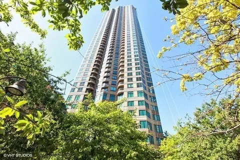 400 N Lasalle St #3602, Chicago, IL 60654