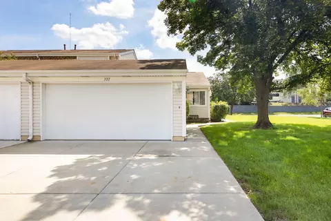 337 E Roland Dr, Glendale Heights, IL 60139