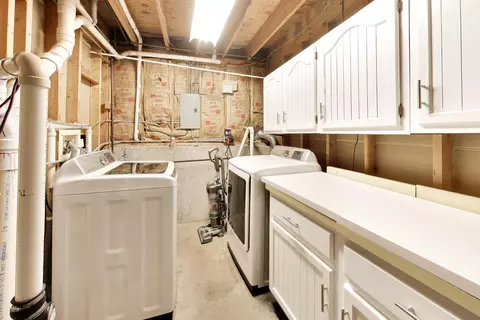 Other - 4500 Sundance Ct, Hoffman Estates, IL 60192 photo 6 of 7