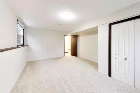 Bedroom - 4500 Sundance Ct, Hoffman Estates, IL 60192 photo 9 of 11