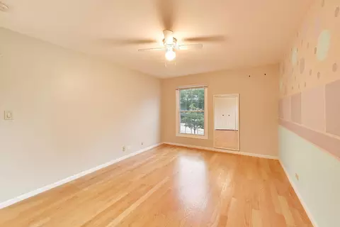 Bedroom - 4500 Sundance Ct, Hoffman Estates, IL 60192 photo 2 of 11
