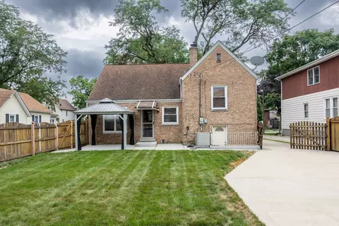 Exterior - 8024 S Christie Ave, Lyons, IL 60534 photo 6 of 11
