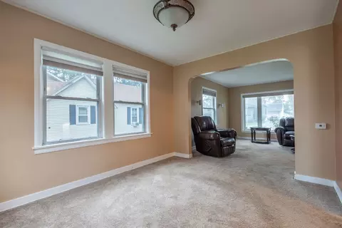 Living - 8024 S Christie Ave, Lyons, IL 60534 photo 4 of 5